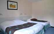 Bilik Tidur 6 Logis Hotel Lucotel