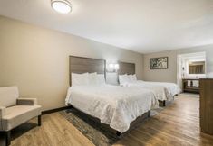 Bedroom 5 Days Inn by Wyndham Chula Vista/San Diego