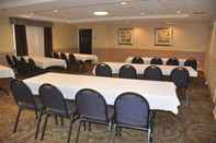 Functional Hall Americas Best Value Inn Sarasota