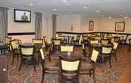 Restaurant 5 Americas Best Value Inn Sarasota