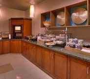 Restoran 5 SpringHill Suites Cedar City