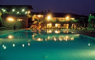 สระว่ายน้ำ 6 Hotel Club Baia Delle Ginestre