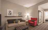 Ruang untuk Umum 4 Country Inn & Suites by Radisson, Bradenton at I-7