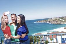 Bedroom Bondi Beachouse YHA