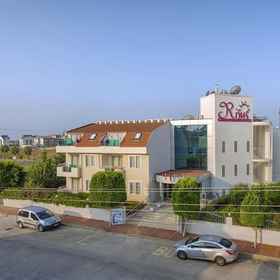 Risus Hotel Side1 , 飯店马纳夫加特区