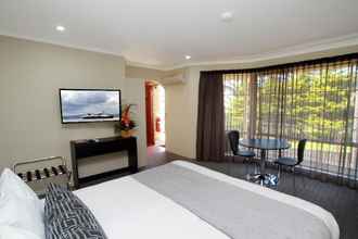 Bedroom 4 Twofold Bay Motor Inn