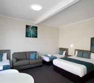 Bedroom 2 Twofold Bay Motor Inn