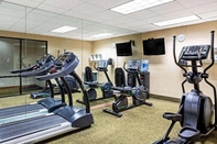 Fitness Center La Quinta Inn & Suites Stamford