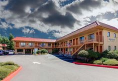 外部的 5 Americas Best Value Airport Inn