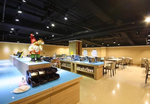 Others Mola Mola Four Seasons