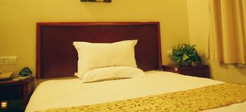 Bedroom 4 GreenTree Inn Taizhou North Qingnian Road Hotel
