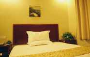Bedroom 6 GreenTree Inn Taizhou North Qingnian Road Hotel