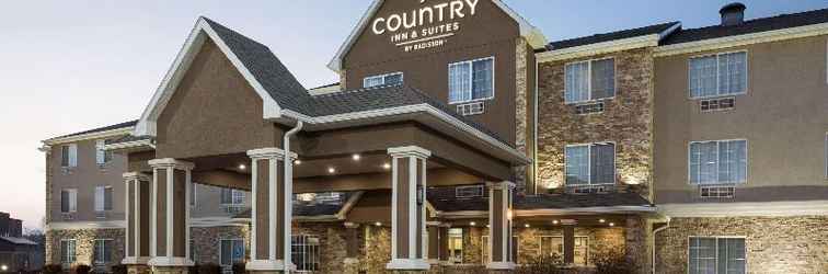 Luar Bangunan Country Inn & Suites by Radisson, Topeka West, KS