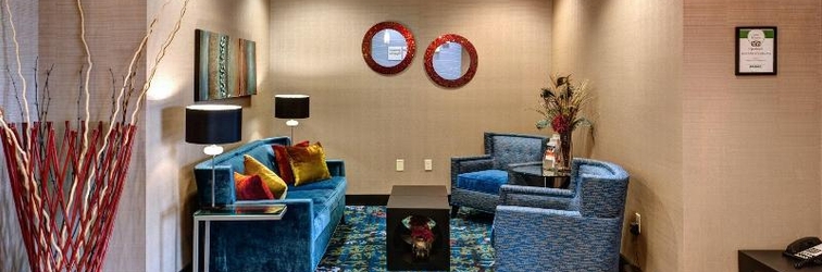 Lobby Holiday Inn Express Wichita Northwest - Airport Ar