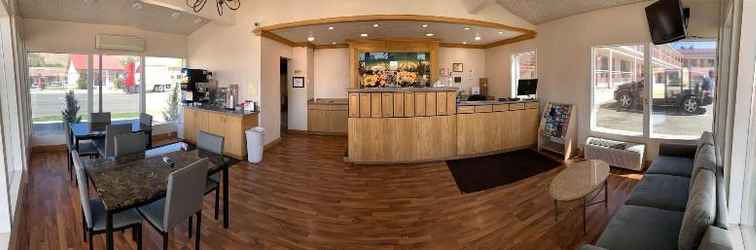 Lobby Econo Lodge Inn & Suites Winnemucca