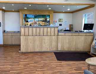 Lobi 2 Econo Lodge Inn & Suites Winnemucca