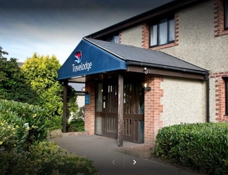 Exterior 2 Travelodge Arundel Fontwell