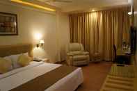 Kamar Tidur Royal Fort Hotel