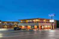 Others Travelodge by Wyndham Dawson Creek