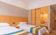 Kamar Tidur 5 Carrianna Hotel