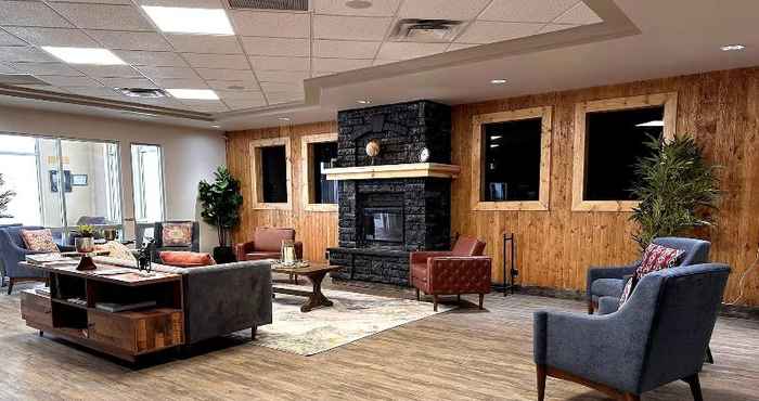 Lobby Super 8 by Wyndham Estevan