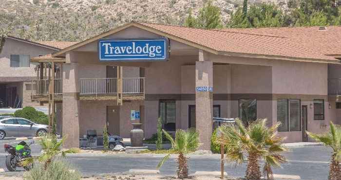 Exterior Travelodge Inn & Suites by Wyndham Yucca Valley