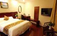 Bedroom 6 GreenTree Inn Xuzhou North Minzhu Road Hotel