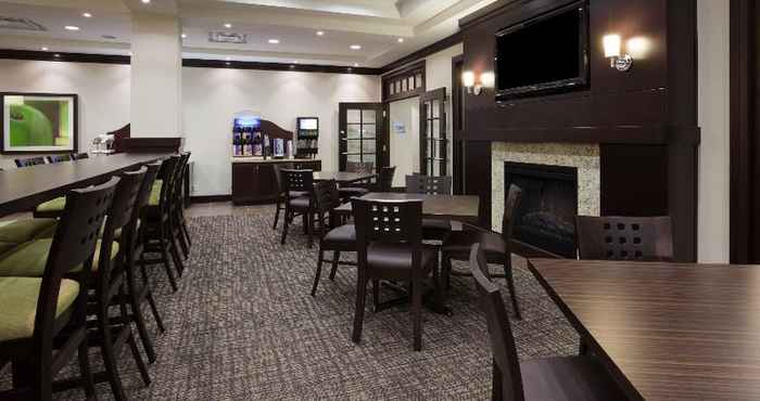 Restaurant Holiday Inn Express & Suites New Liskeard