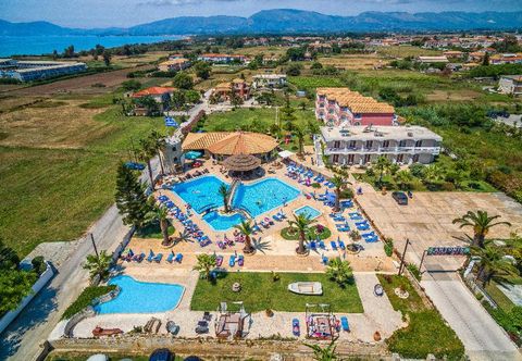 Tempat Tarikan Berdekatan Antonis Apartments Pool Bar