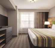 Bedroom 7 Country Inn & Suites Green Bay East