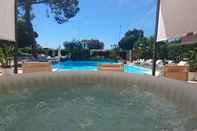 สระว่ายน้ำ Hotel San Michele