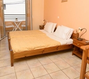 Kamar Tidur 5 Argyro Apartments