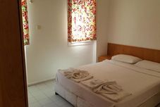 Bedroom Tolan Apartments