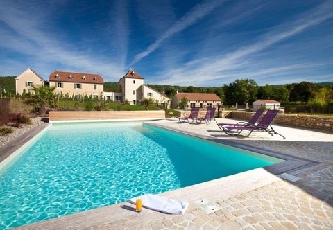 Swimming Pool Hotel Le Saint Cirq