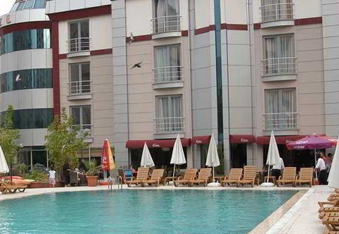 泳池 Gardan Hotel Beylikdüzü