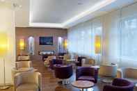 Bar, Cafe and Lounge Premier Inn Hamburg City Alster