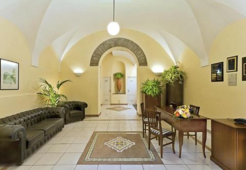 Khác Antico Palazzo Scala