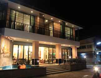 Luar Bangunan 2 Saranya River House