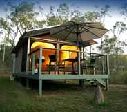 ภายนอกอาคาร 7 Jabiru Safari Lodge