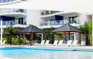 Kolam Renang 6 Oaks Hervey Bay Resort and Spa