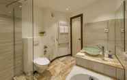 In-room Bathroom 4 Hotel Nordhausen