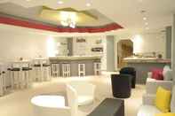 Bar, Kafe dan Lounge Evalia Apts