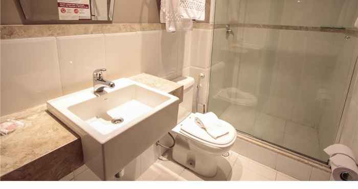 In-room Bathroom Golden Hotel e Eventos