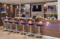 Bar, Cafe and Lounge Premier Inn Nuernberg City Centre