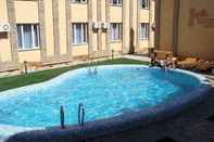 Swimming Pool Asia Samarkand Hotel