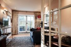 Common Space Swan Hotel