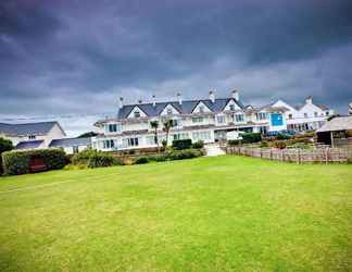 Exterior 2 Trearddur Bay Hotel Holyhead