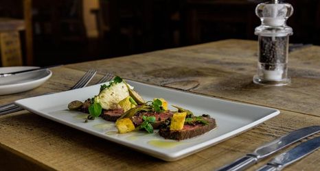 Others 2 The Oak House