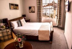 Others 5 The Oak House