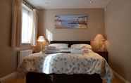 Kamar Tidur 3 Dorchester Guest House